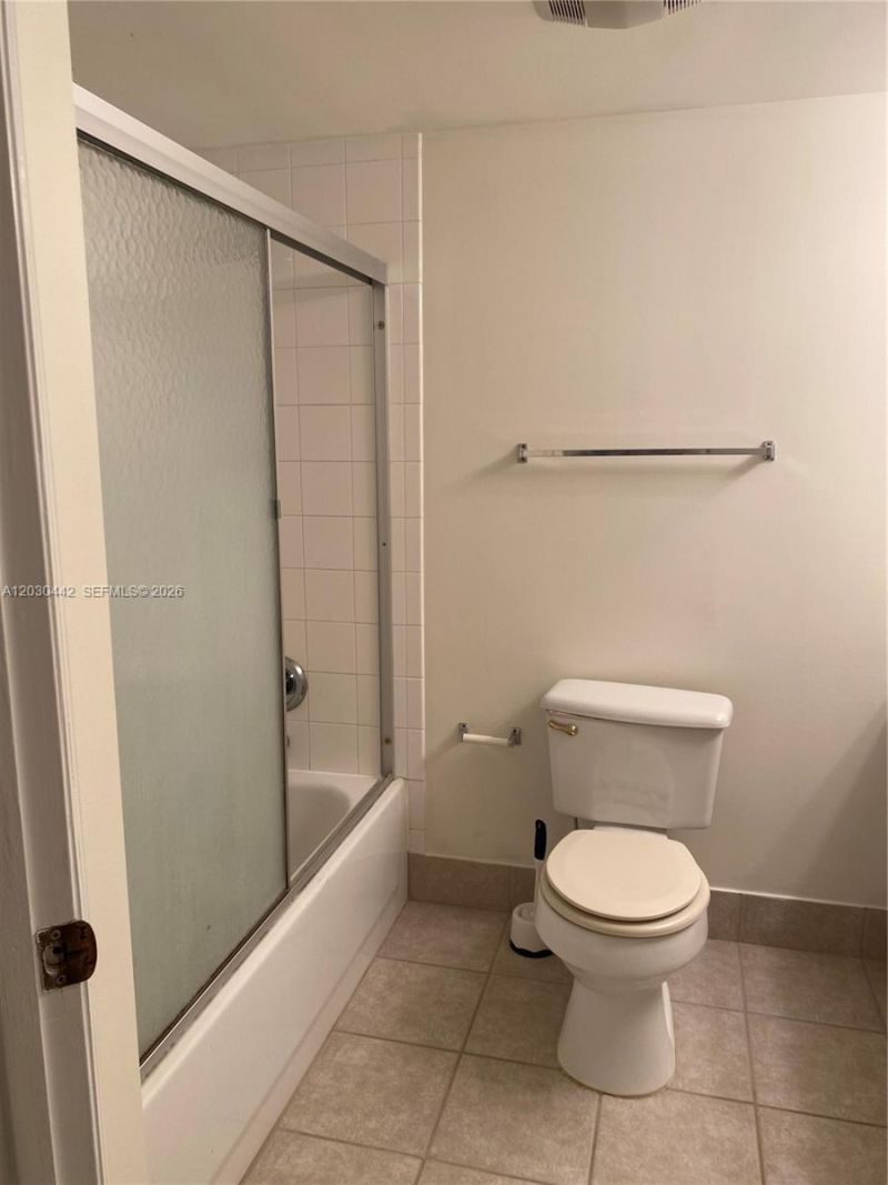 300 N Crestwood Ct N, Unit 310, Royal Palm Beach, FL 33411 Photo