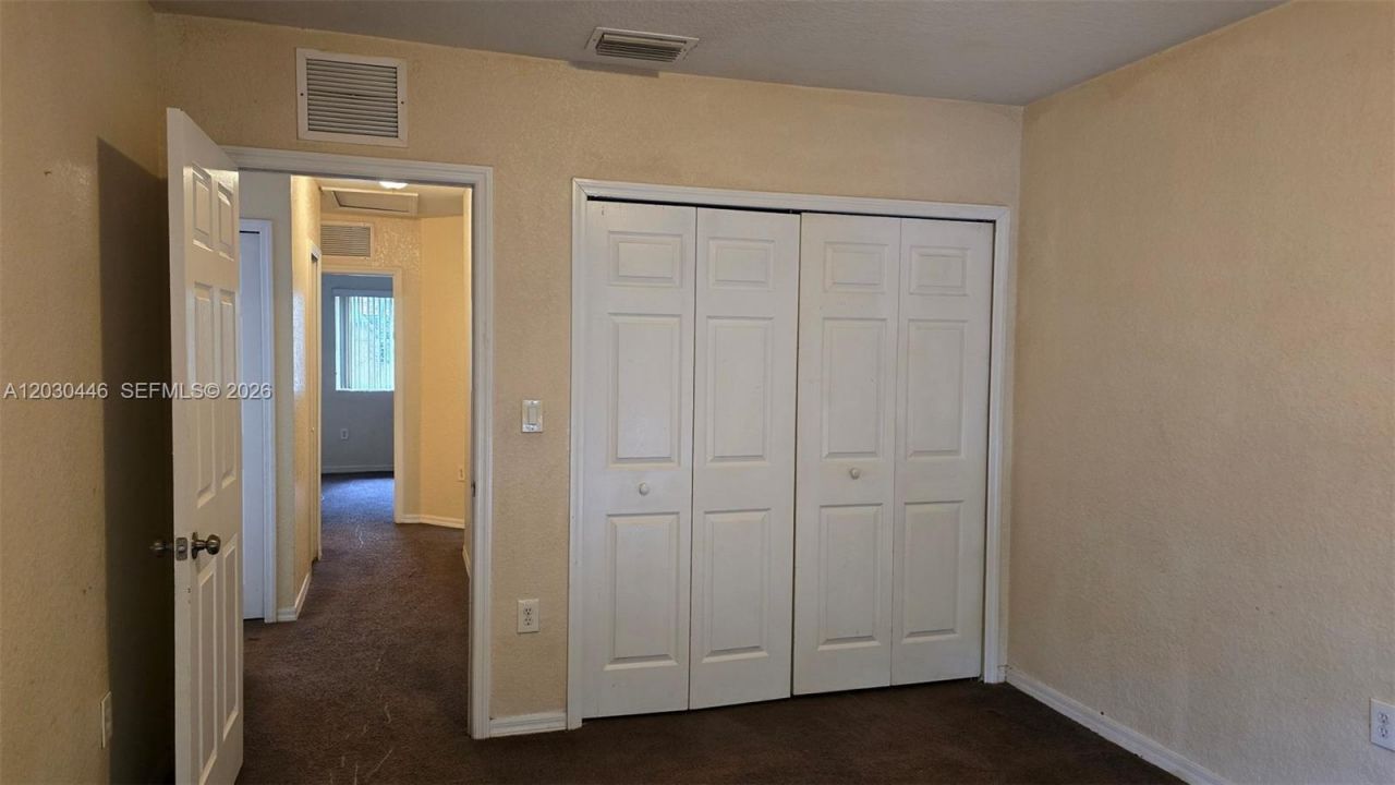 671 SW 10th St , Florida City, FL 33034 Photo