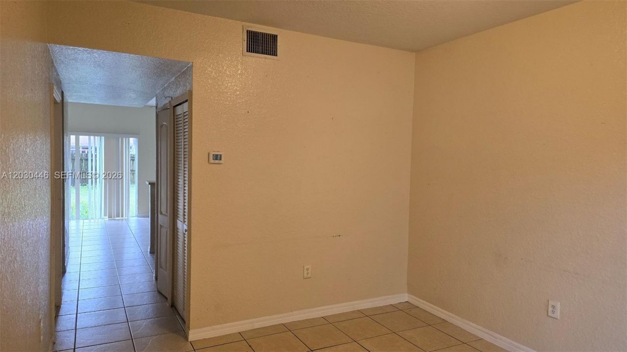 671 SW 10th St , Florida City, FL 33034 Photo