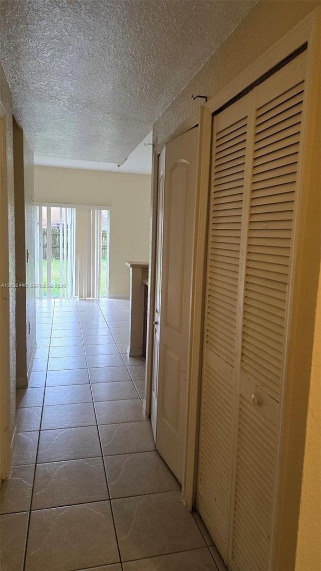 671 SW 10th St , Florida City, FL 33034 Photo