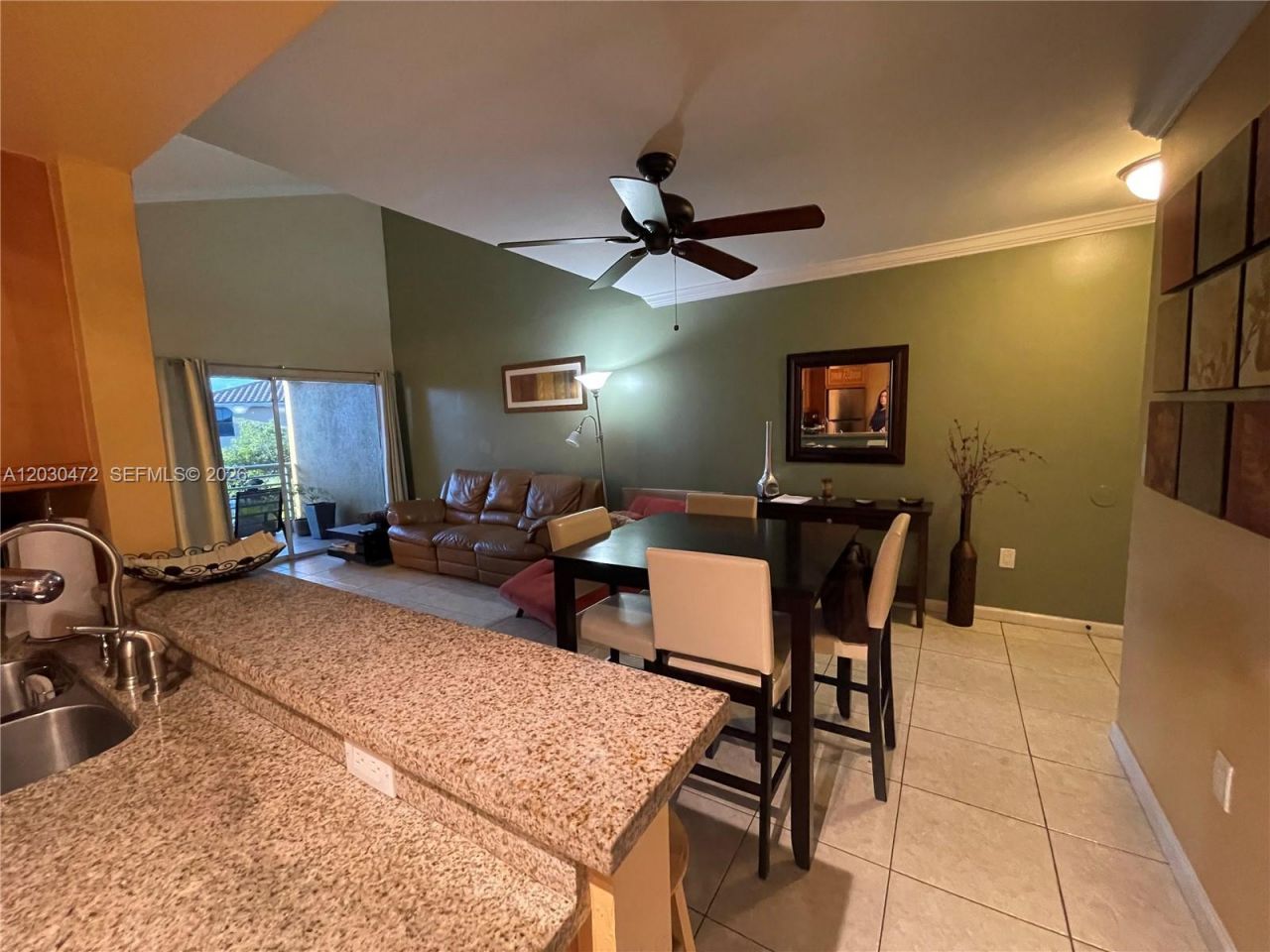 9711 Fontainebleau Blvd , Unit D203, Miami, FL 33172 Photo