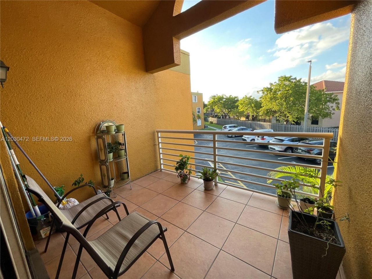 9711 Fontainebleau Blvd , Unit D203, Miami, FL 33172 Photo