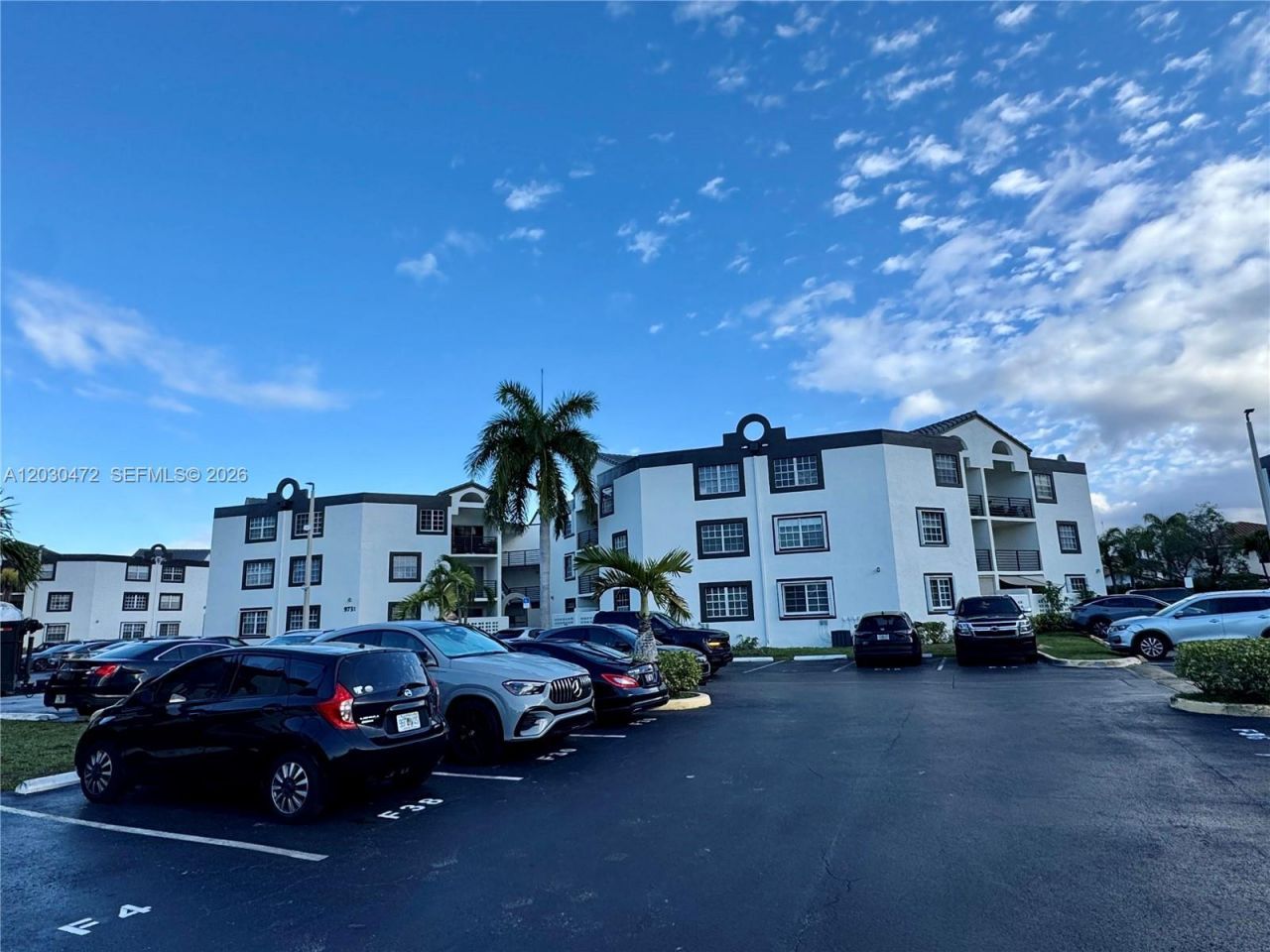 9711 Fontainebleau Blvd , Unit D203, Miami, FL 33172 Photo