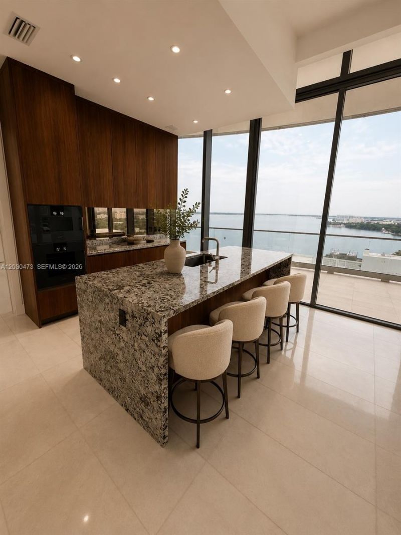 175 SE 25th Rd , Unit 1503, Miami, FL 33129 Photo