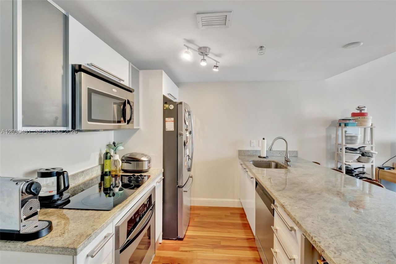 185 SW 7 St , Unit 1708, Miami, FL 33130 Photo