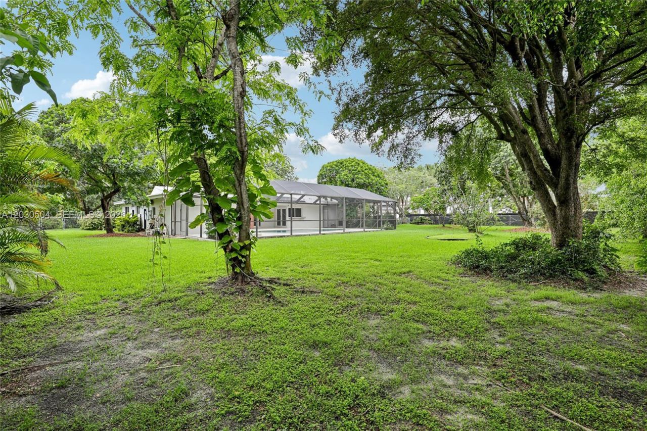 14851 SW 69th Ct, Palmetto Bay, FL 33158 Photo