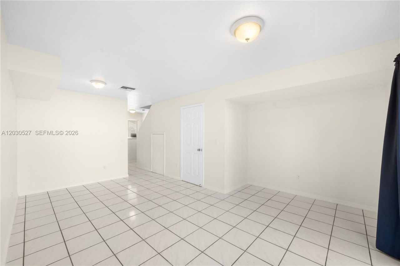 413 SE 22nd St , Unit A, Fort Lauderdale, FL 33316 Photo