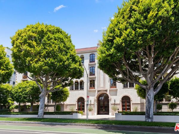 9249 Burton Way , Unit 404, Beverly Hills, CA 90210