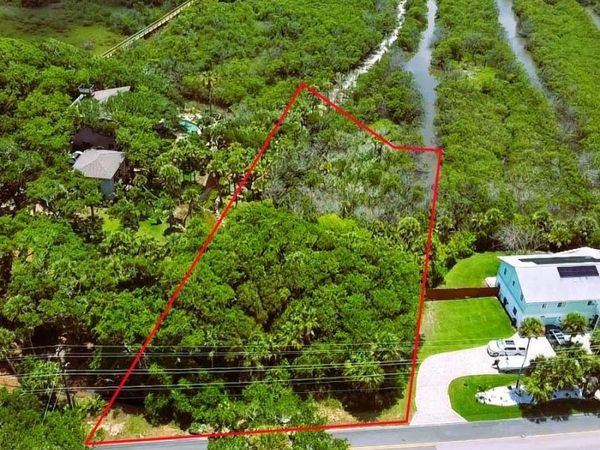 4168 SAXON DRIVE , NEW SMYRNA BEACH, FL 32169