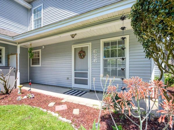 626 Emerald Lane, Fort Walton Beach, FL 32547
