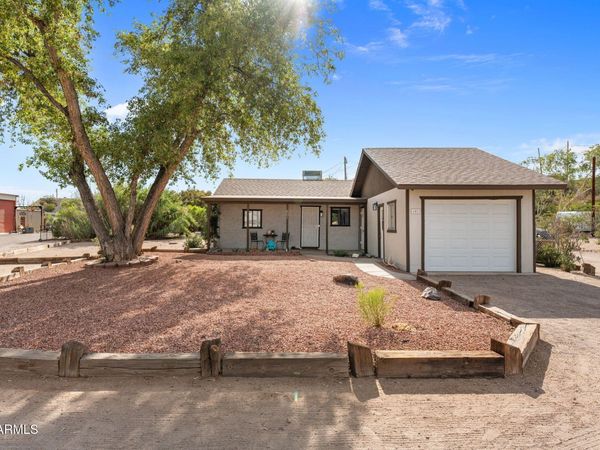 601 Whipple Court, Wickenburg, AZ 85390