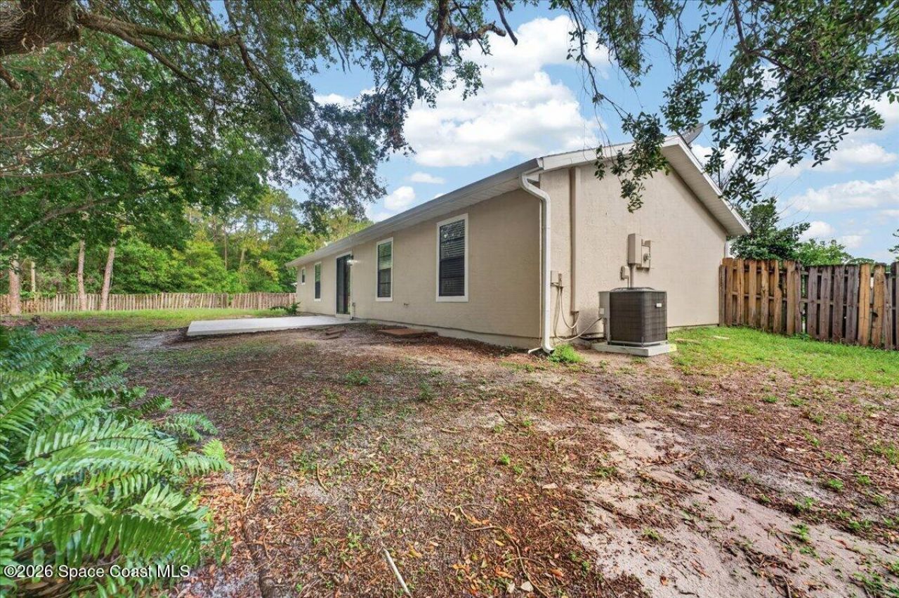 1582 Giles Street Nw, Palm Bay, FL 32907 Photo