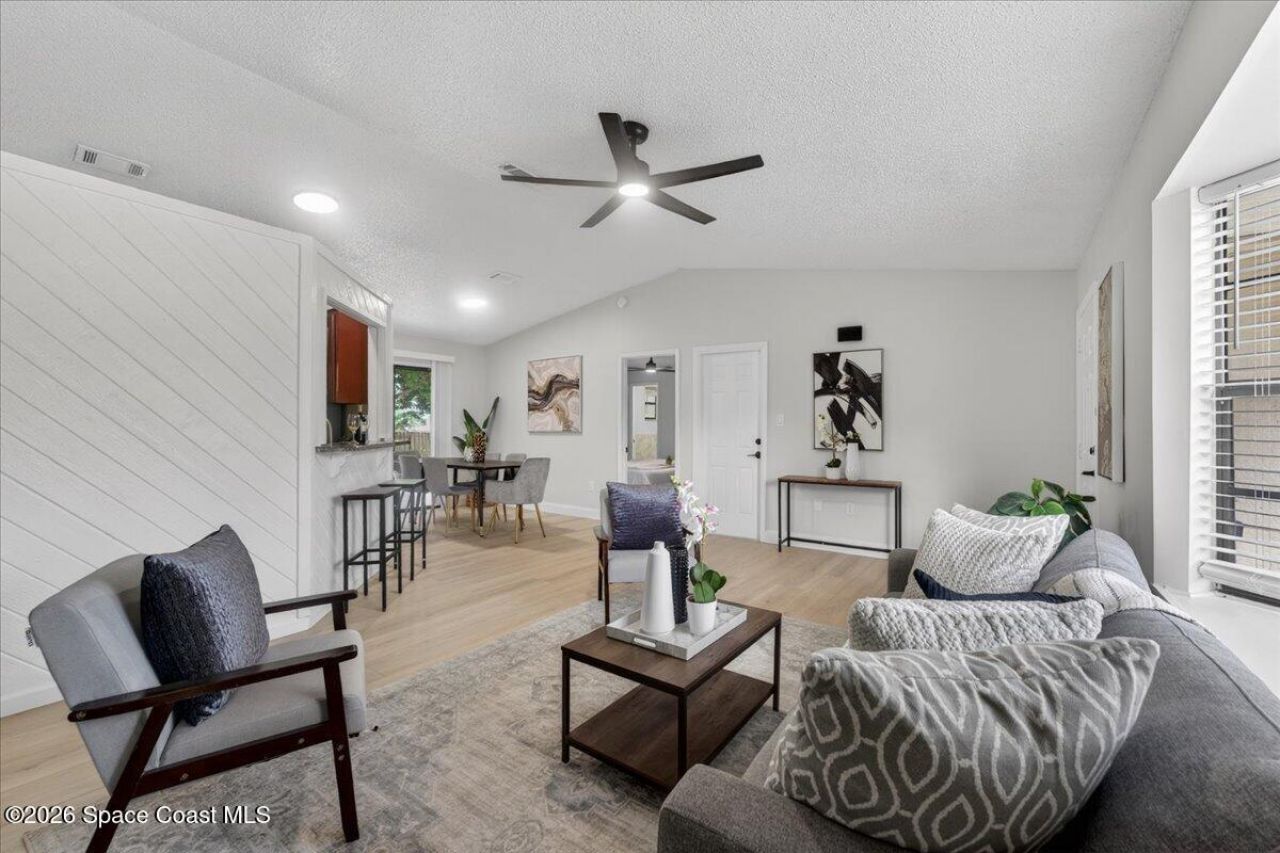 1582 Giles Street Nw, Palm Bay, FL 32907 Photo
