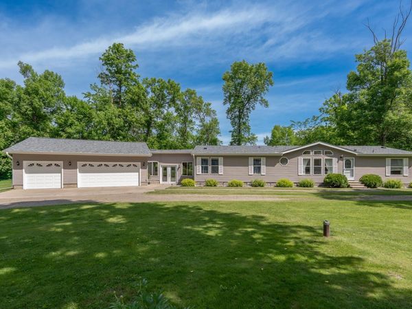 7290 83rd Street NE, Monticello, MN 55362