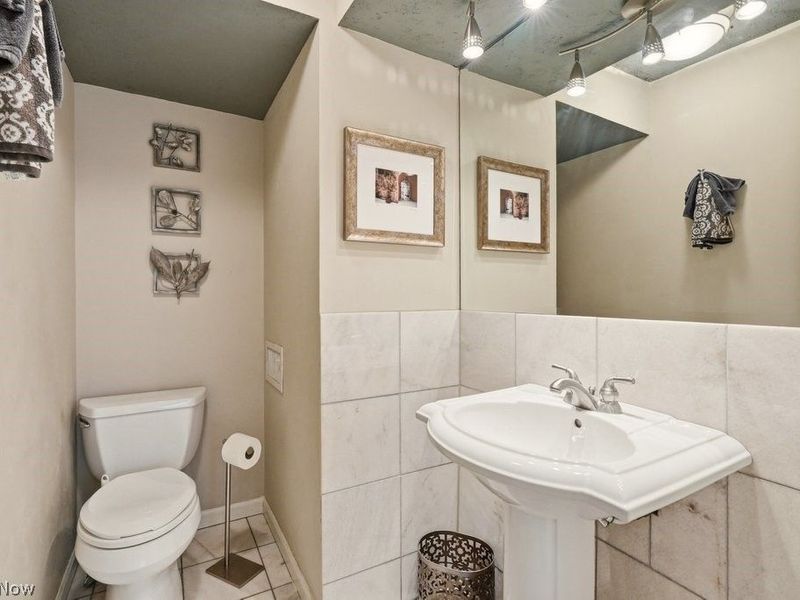 905 Heritage Lane, Bath, OH 44333 Photo 21