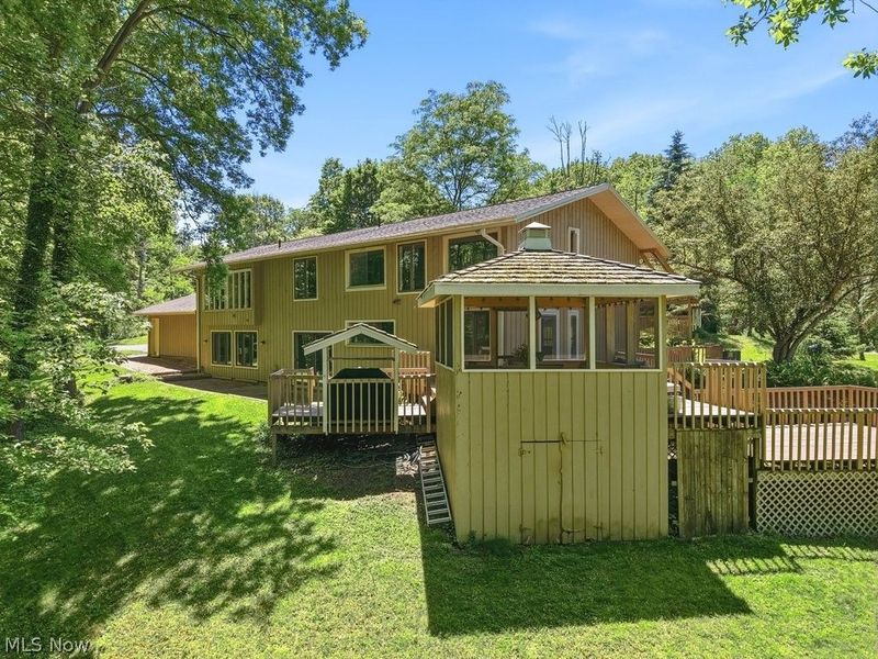 905 Heritage Lane, Bath, OH 44333 Photo 42