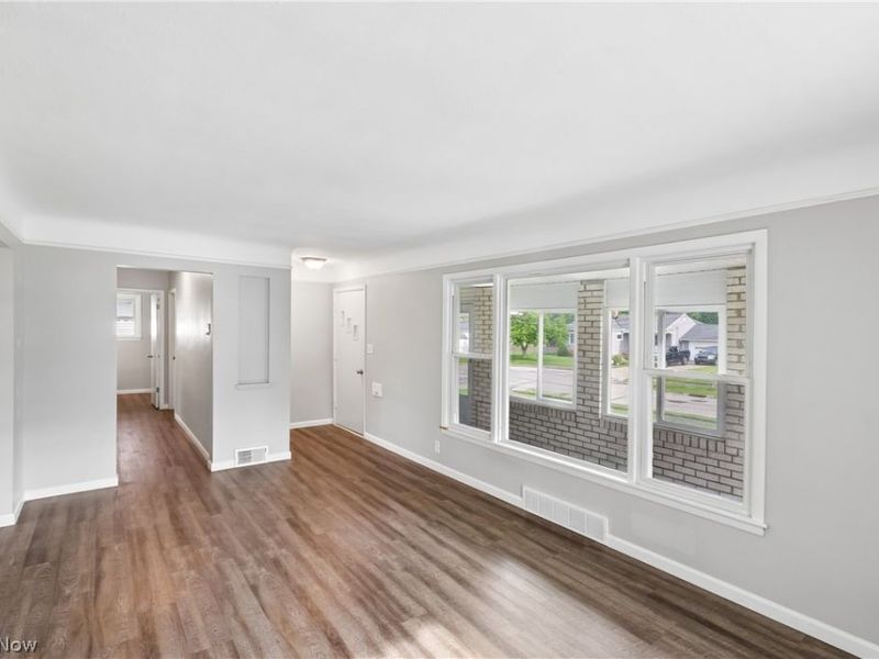 11605 Harold Drive, Cleveland, OH 44130 Photo 10