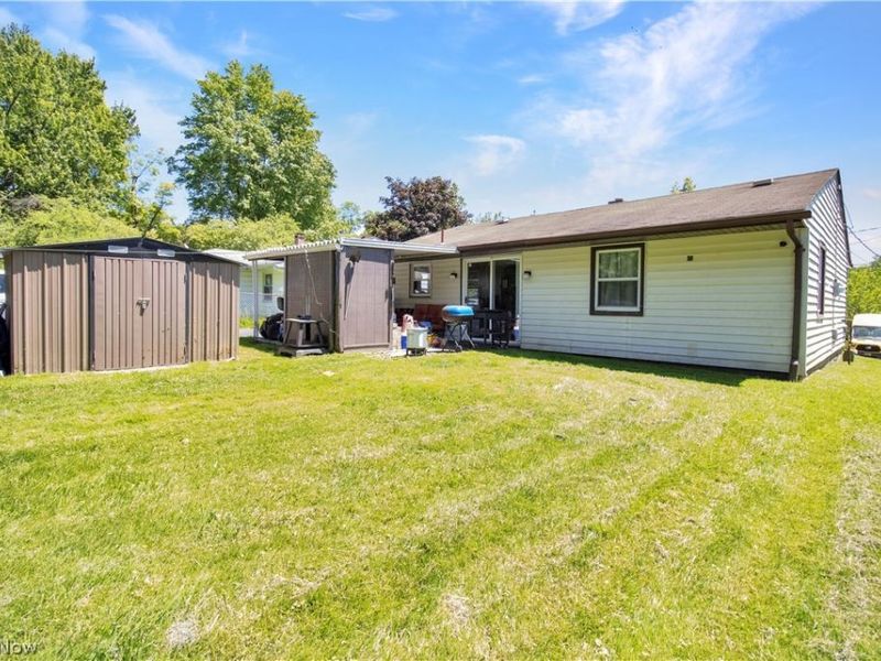 2340 Cherry Hill Avenue, Youngstown, OH 44509 Photo 3