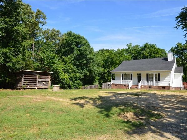 1230 Hightowers Road , Mebane, NC 27302