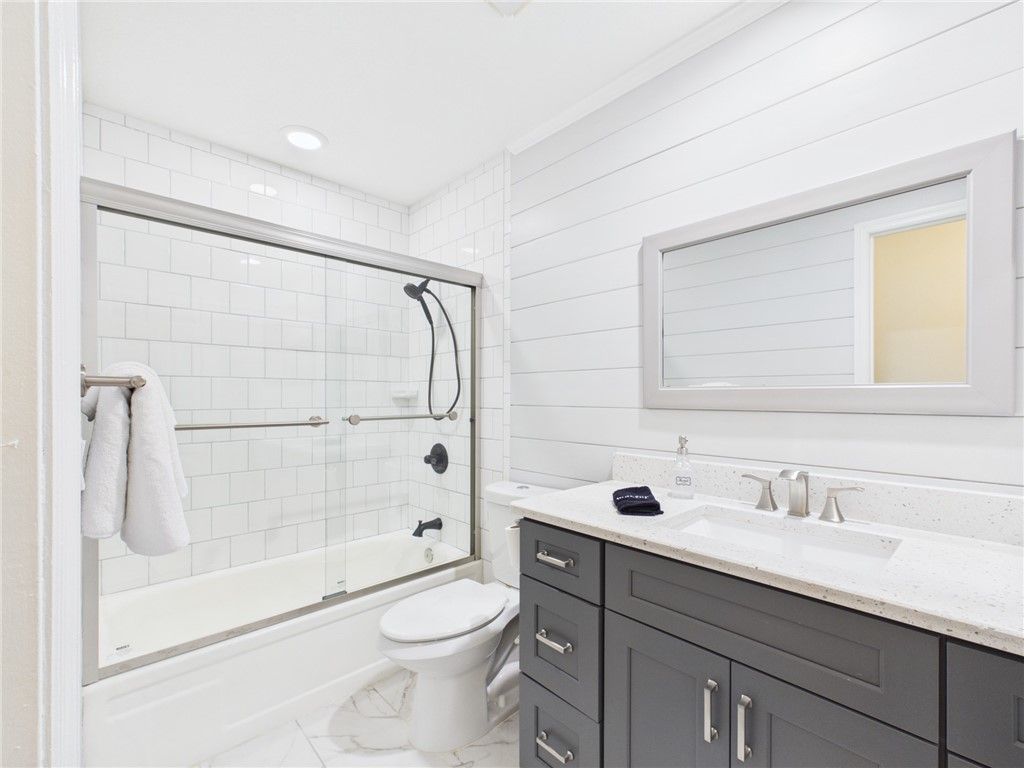 662 Vocelle Avenue, Sebastian, FL 32958 Photo