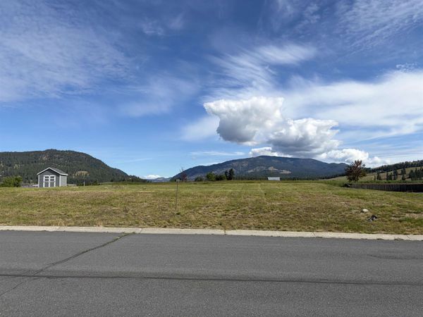 2118 Ringneck Loop, Colville, WA 99114