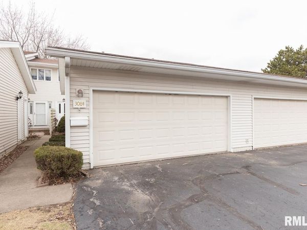 3084 PARKWILD Drive , Unit NA, Bettendorf, IA 52722