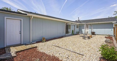 7651 Diamond Pointe Way, Reno, NV 89506 Photo