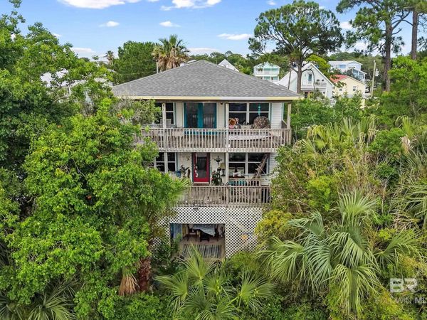 5715 Bayou St John Avenue, Orange Beach, AL 36561