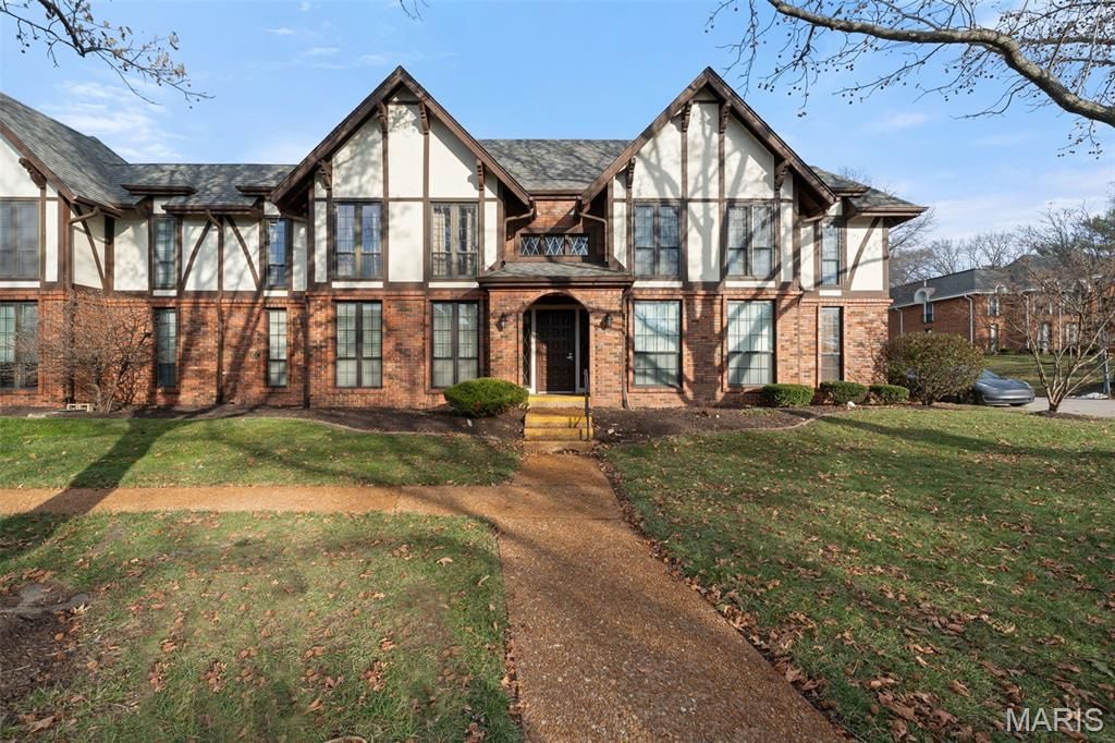917 Claytonbrook Drive , Unit 3, Ballwin, MO 63011 Main Photo