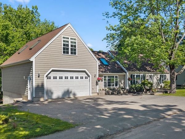 123 Indian Hill Road, Worcester, MA 01606