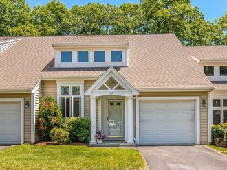 15 Reservoir St Mansfield, MA 02048