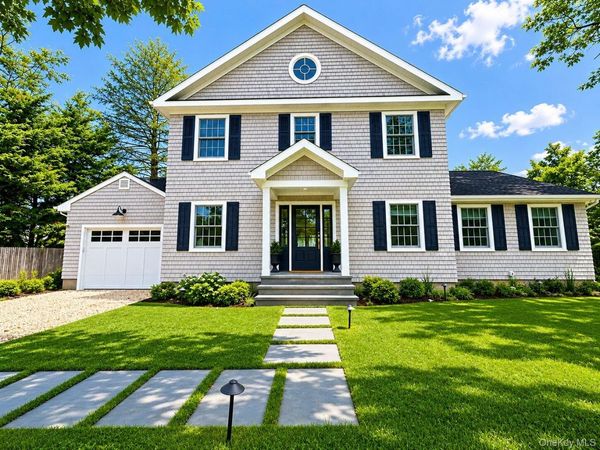 11 1st Street , Bellport Village, NY 11713