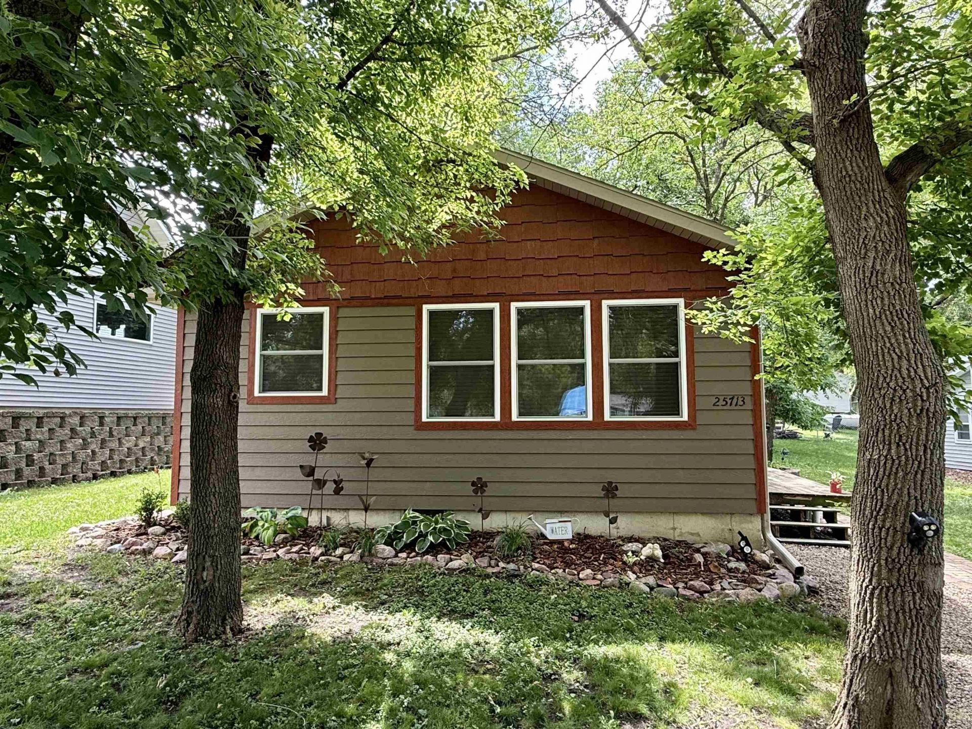 25713 164th Street , Spirit Lake, IA 51360 Main Photo