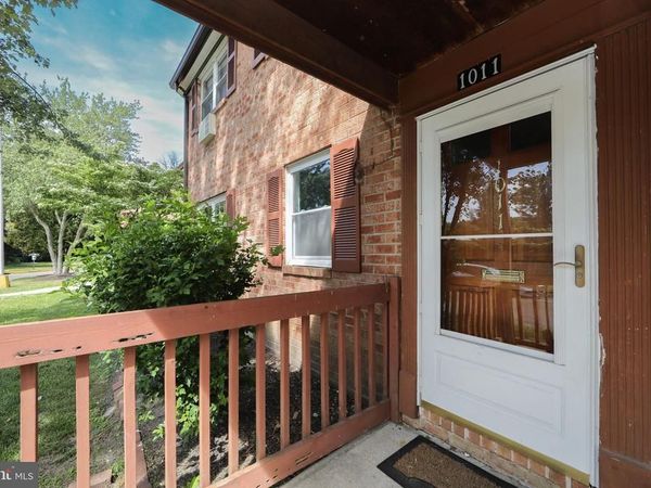 1011 GARNET, BURLINGTON TOWNSHIP, NJ 08016
