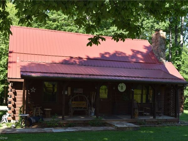 205 Stratton Lane , Flushing, OH 43977