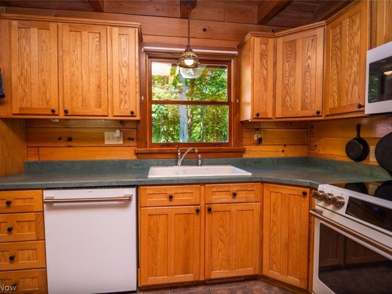 205 Stratton Lane, Flushing, OH 43977 Photo 5
