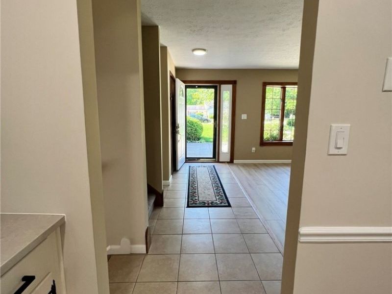 16244 Delmont Avenue, Strongsville, OH 44136 Photo 5