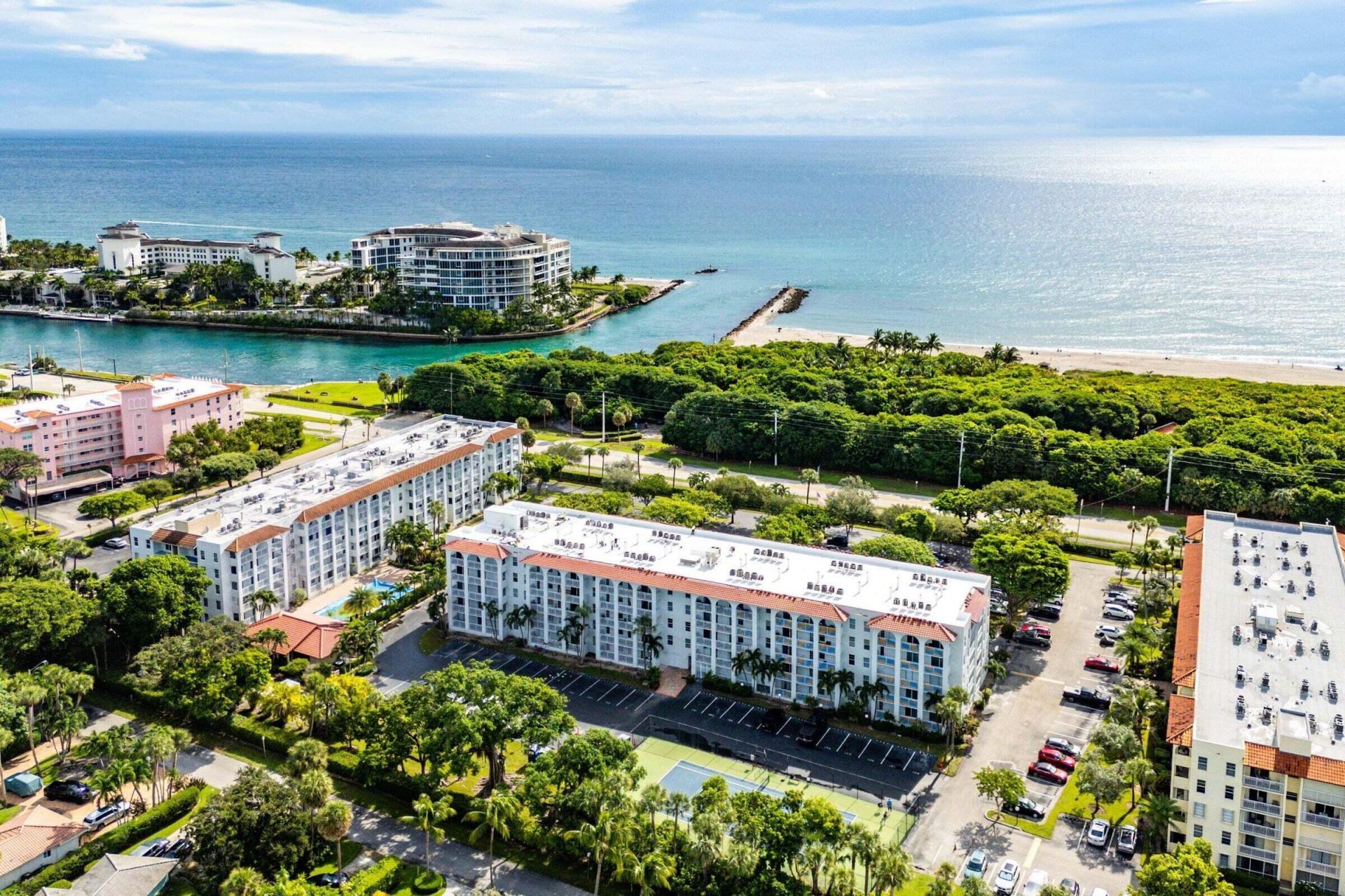 950 Ponce De Leon Road, Unit 109, Boca Raton, FL 33432 Photo