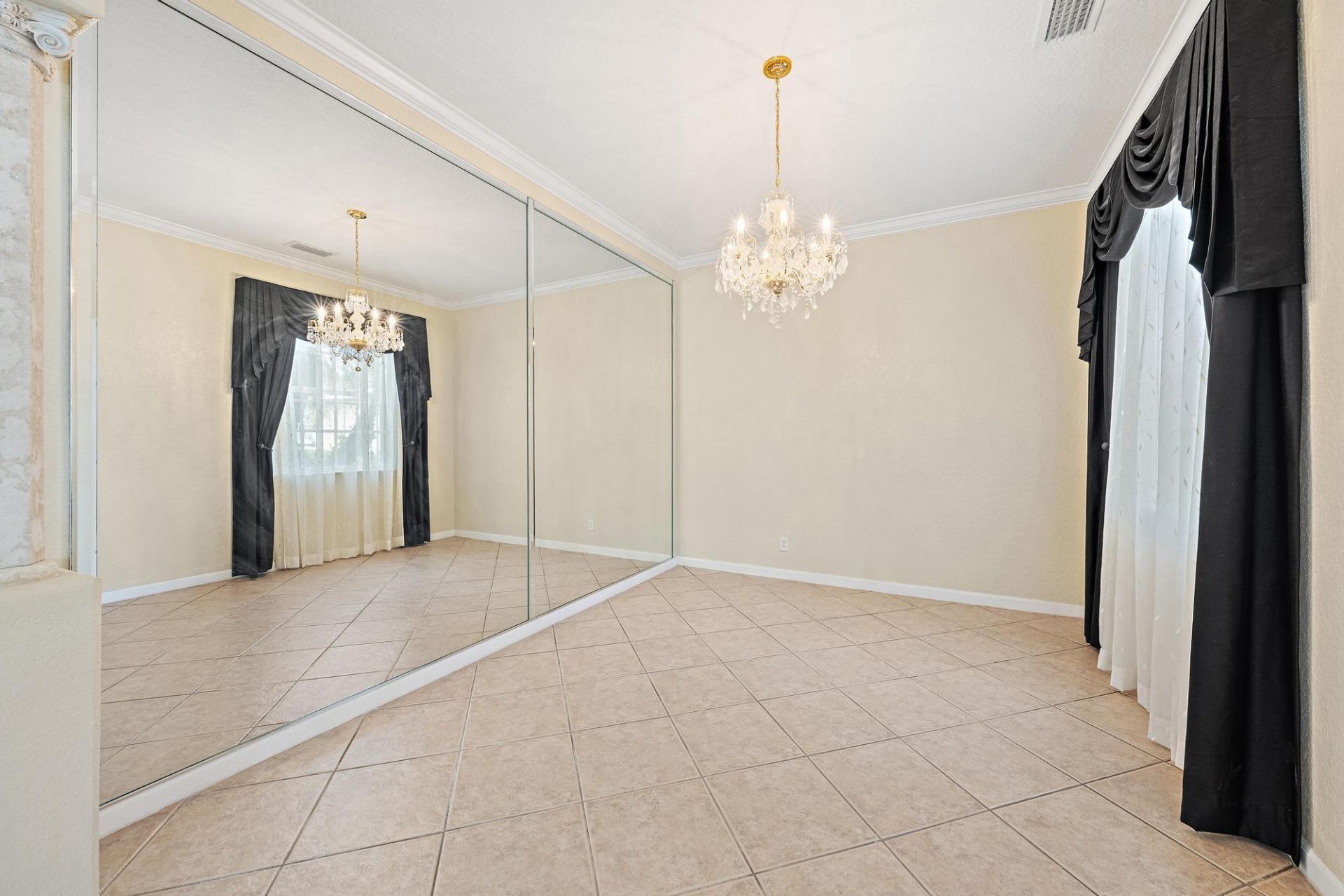 144 Berenger Walk, Royal Palm Beach, FL 33414 Photo