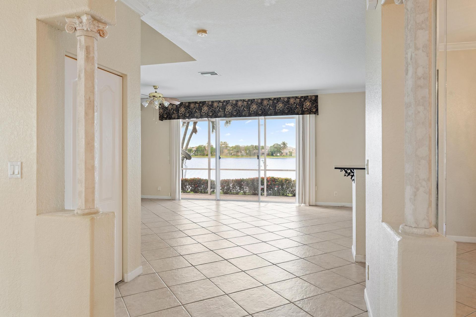 144 Berenger Walk, Royal Palm Beach, FL 33414 Photo