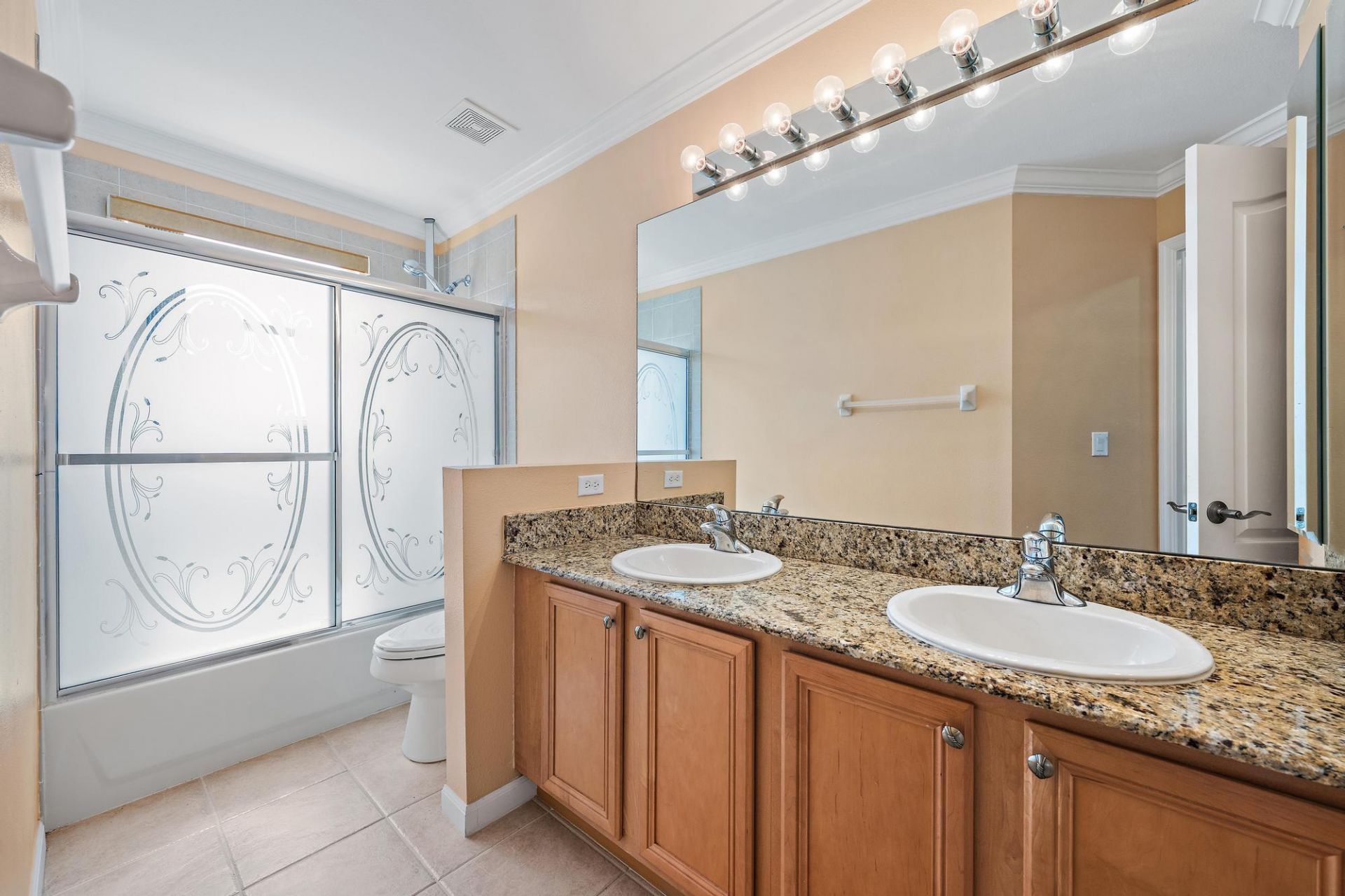 144 Berenger Walk, Royal Palm Beach, FL 33414 Photo