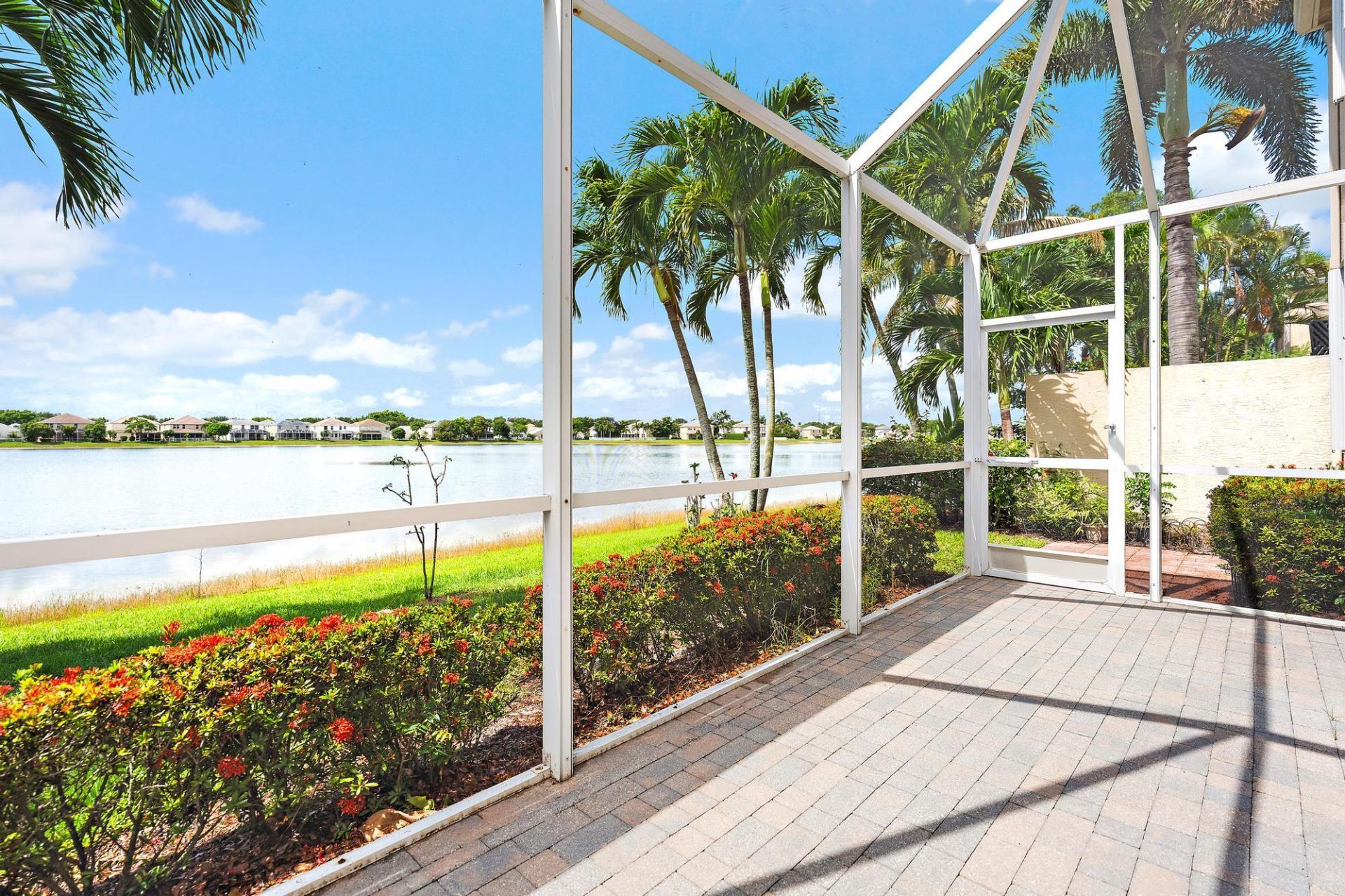 144 Berenger Walk, Royal Palm Beach, FL 33414 Photo