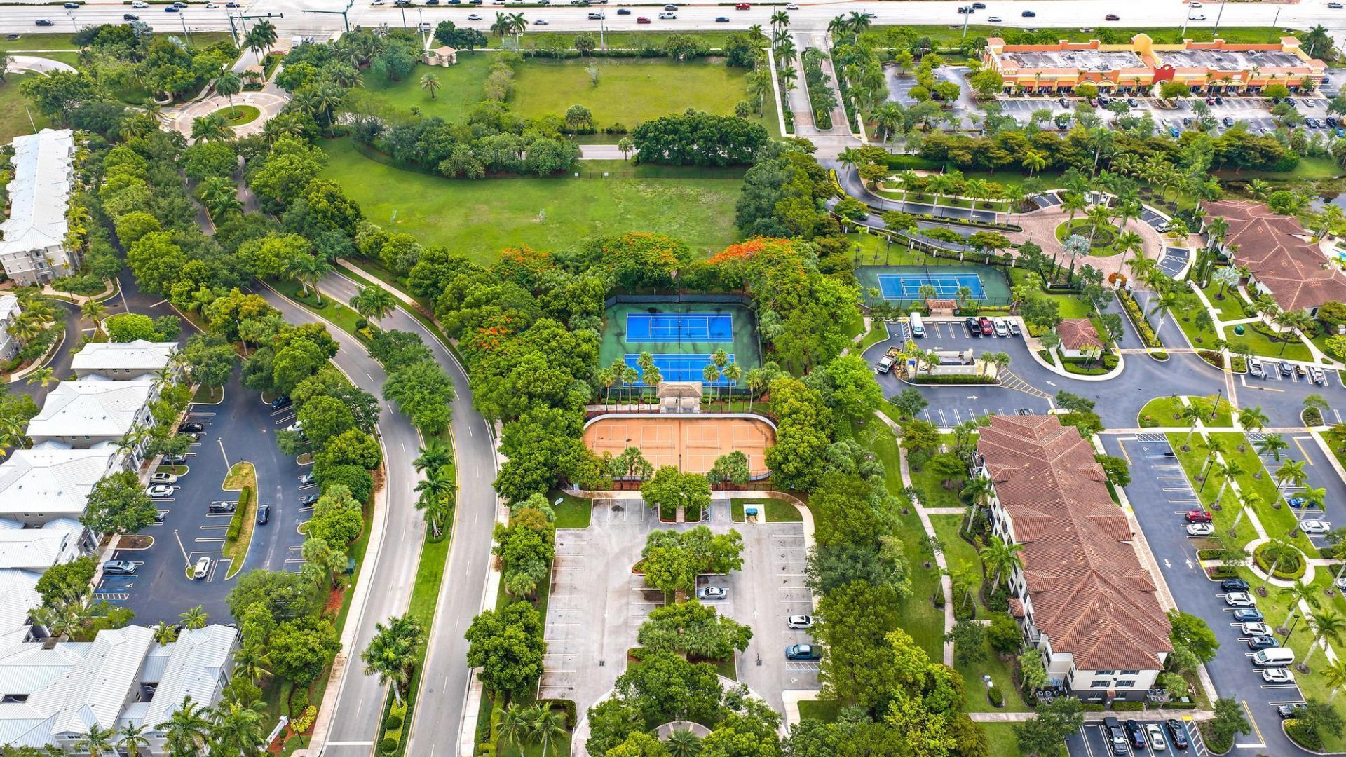 144 Berenger Walk, Royal Palm Beach, FL 33414 Photo
