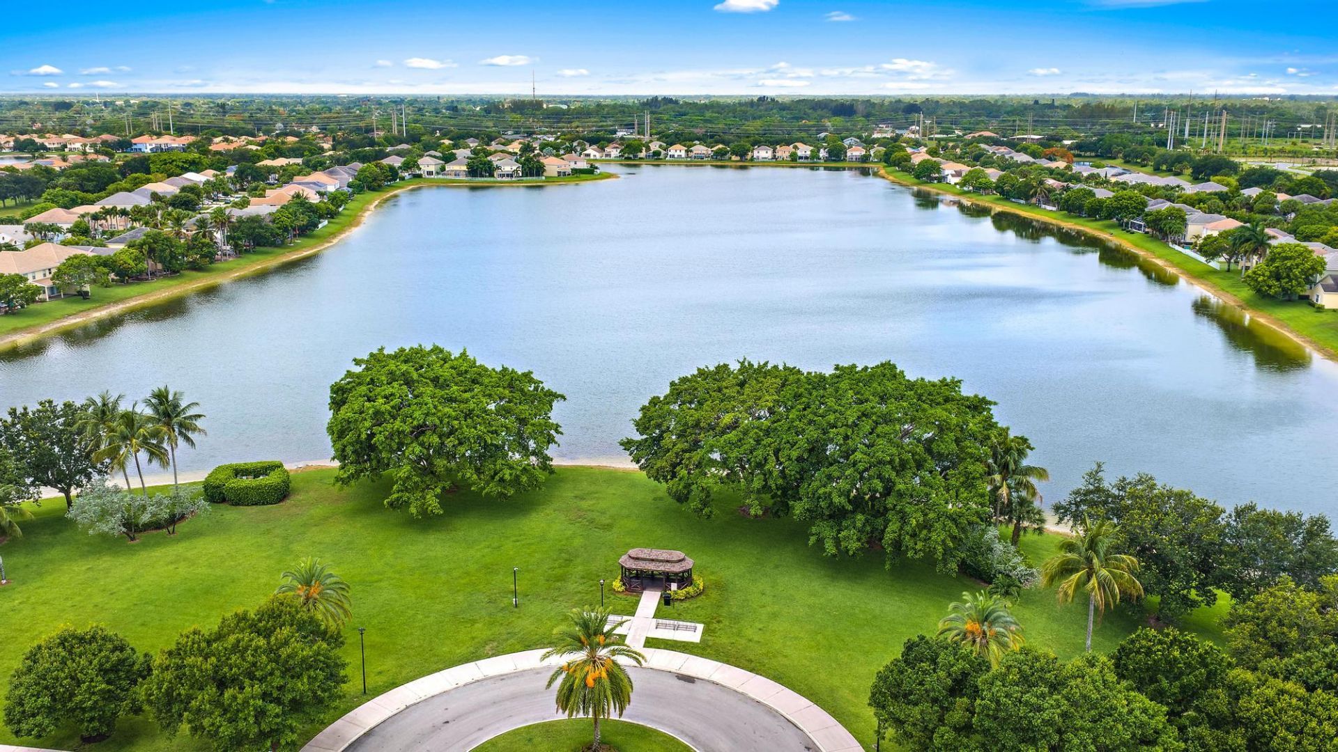 144 Berenger Walk, Royal Palm Beach, FL 33414 Photo