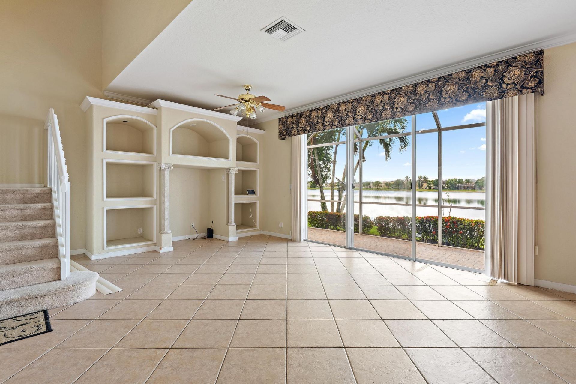 144 Berenger Walk, Royal Palm Beach, FL 33414 Photo