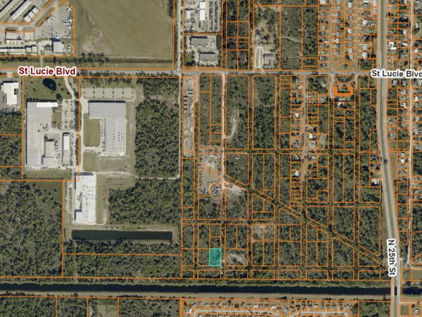 -- Shawnee Avenue, Fort Pierce, FL 34946