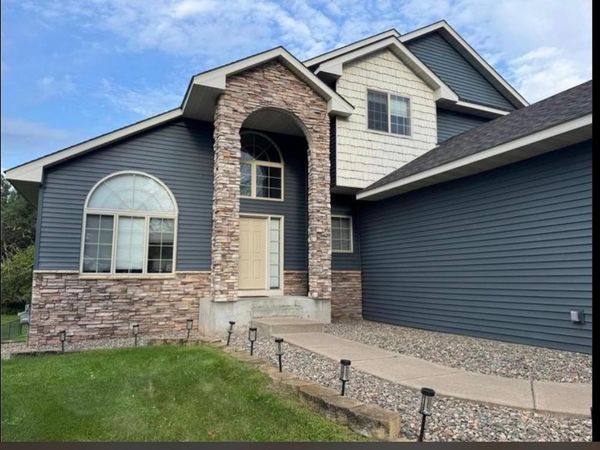 22608 Zion Parkway NW, Oak Grove, MN 55005