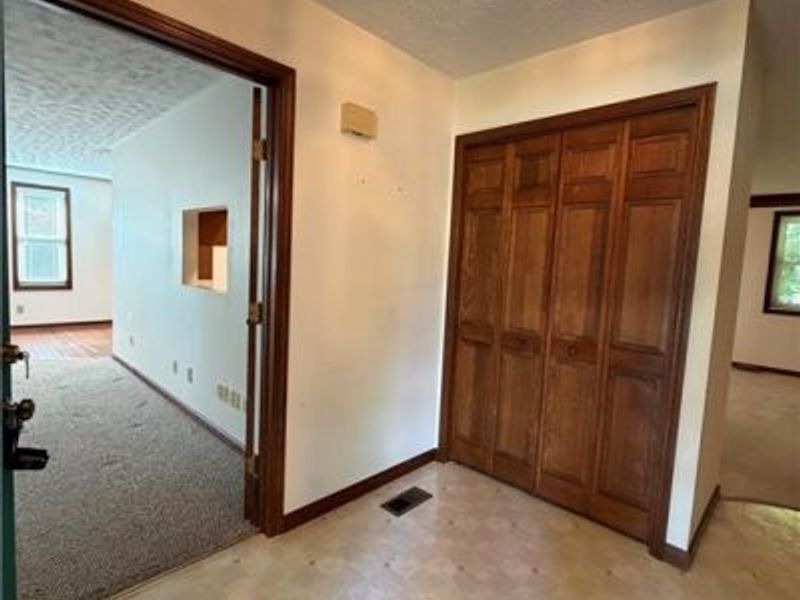 2709 Pine Valley Court, Butler Township, OH 45414 Photo 11