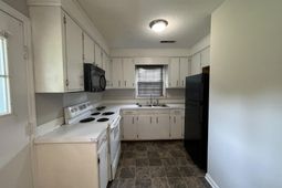 103 Dorchester Manor Boulevard photo 4