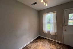 103 Dorchester Manor Boulevard photo 4
